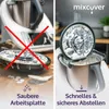 A split image showing two scenarios related to a kitchen appliance lid. The left side shows a messy kitchen counter with a red 'X' indicating a negative outcome, while the right side shows a clean and organized way to handle the lid. Produktbild-Vorschau