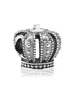 A silver crown charm on a white background. Produktbild-Vorschau