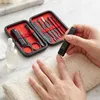 Maniküre- und Pediküre-Set im Etui, Kosmetikset aus Produktbild-Vorschau 5