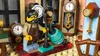 LEGO® Icons 10350 Casa d'angolo in stile Tudor Anteprima dell’immagine prodotto 22