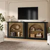A living room scene with two console tables and a TV. Anteprima dell’immagine prodotto