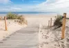 Vlies Fototapete - On the beach 450x315 cm Landschaften Produktbild-Vorschau 5