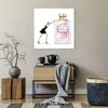 Poster - Poster ohne Rahmen - Mode Frau Parfüm - 60x60 cm - Produktbild-Vorschau 6