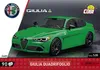 The image shows the packaging of a COBI Alfa Romeo Giulia Quadrifoglio model car kit. Voir les images du produit