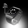 A smartwatch is shown with a graphic overlay indicating data transfer from SD cards to the watch. Produktbild-Vorschau