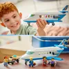 LEGO City Passagierjet Spielzeug - Flugzeug Modellbausatz Produktbild-Vorschau 5