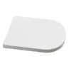 A white toilet seat lid is shown from a slightly elevated side angle against a white background. Anteprima dell’immagine prodotto