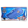The image shows the packaging of a blue Paw Patrol themed snow carver sled. Voir les images du produit