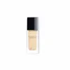 A bottle of Dior Forever Skin Glow foundation on a white background. Podgląd zdjęcia produktu