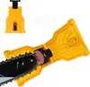 A yellow chainsaw sharpener is shown attached to a chainsaw chain. Produktbild-Vorschau