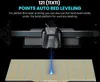 A 3D printer nozzle is shown above a build plate, with a blue light emanating from the nozzle. Text overlays describe the auto bed leveling feature. Produktbild-Vorschau