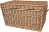 A wicker chest with a lid and handles, presented against a white background. Voir les images du produit