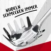 Fackelmann Spaghettilöffel 32 cm OVALGRIFF, Nudellöffel aus Produktbild-Vorschau 4