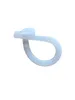 A single white plastic clip for a curtain or blind. Anteprima dell’immagine prodotto