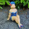Gartenfigur mollige Badenixe Figur sitzend blau mit weißen Produktbild-Vorschau 2