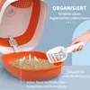 A cat litter box with a scoop, showing its features and benefits. Náhled obrázku produktu