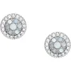 A pair of stud earrings with a circular design. Produktbild-Vorschau