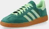 A single Adidas Handball Spezial shoe is shown against a plain white background. Podgląd zdjęcia produktu