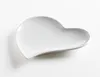 Maxwell and Williams White Basic Coupe Srdcový talíř Náhľad obrázku produktu 2