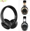 A collage of images showing a pair of black headphones, with close-ups of two different color variations of the earcup. Produktbild-Vorschau