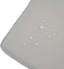 A close-up of a gray fabric surface with water droplets on it. Voir les images du produit
