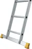 Close-up of the bottom section of an aluminum ladder, showing the feet and lower rungs. Produktbild-Vorschau