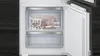 Siemens iQ500 KI87SADE0, Einbau-Kühl-Gefrier-Kombination mit Gefrierbereich unten, 177.2 x 55.8 cm Gefrierfach geöffnet Produktbild-Vorschau