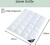 A white duvet is laid out flat, showing its quilted pattern and dimensions. Produktbild-Vorschau