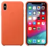 A product shot of an iPhone case and the phone itself. Náhled obrázku produktu