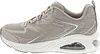 Side view of a single Skechers sneaker. Voir les images du produit
