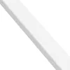 A white rectangular frame, likely a wedding arch or backdrop, is shown diagonally against a white background. Voir les images du produit
