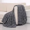 Kuschelige und flauschige Decke Cozyglam – Grau – Überwurf Produktbild-Vorschau 6
