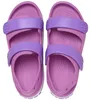 Sandalia Crocband Cruiser para niños de Crocs: sandalias Vista previa de la imagen del producto 3