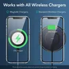 Two iPhones are shown side-by-side, demonstrating wireless charging compatibility with both MagSafe and standard wireless chargers. Anteprima dell’immagine prodotto