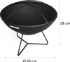 A black metal fire pit with a mesh lid and a three-legged stand, shown on a white background with dimension lines indicating its height and diameter. Produktbild-Vorschau