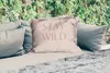 MuchoWow® Outdoor Kissen - Zitate - Text - Wild bleiben - Produktbild-Vorschau 2