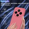 A hand holding a pink phone case with text overlays describing its features. Produktbild-Vorschau