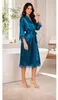 Damen Satin Morgenmantel lang mit Spitze – Kimono Produktbild-Vorschau 5