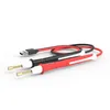 A close-up shot of a USB charging cable with two probe-like connectors. Voir les images du produit