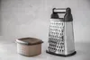 KitchenAid grattugia a 4 lati in metallo con contenitore, Anteprima dell’immagine prodotto 14