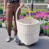 Grand panier de transport en osier blanc avec roulettes Voir les images du produit 6