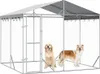 An outdoor dog kennel with a roof, featuring two dogs inside. Voir les images du produit