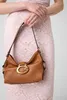 Braune Mini-Handtasche mit Reißverschluss & Kontrastdetails Produktbild-Vorschau 7