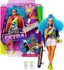 Barbie Extra Puppe mit blauen Haaren und Skateboard, inkl. Produktbild-Vorschau 1
