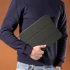 Accezz Leather Trifold Bookcase voor de Apple iPad 11 Productafbeelding-voorbeeld 5