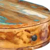 Close-up view of a wooden drawer with a decorative knob. Anteprima dell’immagine prodotto