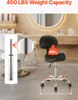 A salon chair in a beauty salon. Náhled obrázku produktu