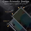 Diagram showing a screen protector and camera lens protector on a phone, with arrows indicating case-friendly design. Produktbild-Vorschau