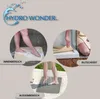 Collage showing different uses of a bath mat, including indoor and outdoor use, and its non-slip feature. Produktbild-Vorschau