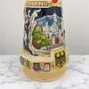 Bierkrug mit Deckel 0,7L – Traditioneller Steinkrug mit Produktbild-Vorschau 4